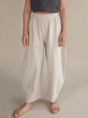 EUC ILANA KOHN “Abe” Barrel Curve Cotton Terry Pants NYC Designer
Size SMALL